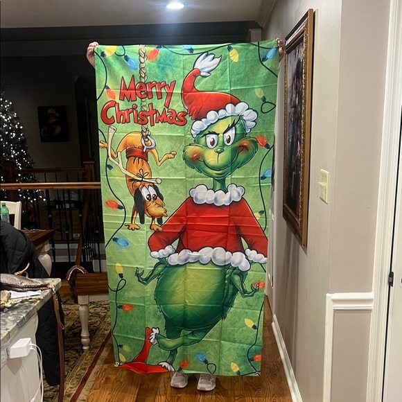 Other - Grinch Christmas Door Cover  Green and Red New In Package 3x6